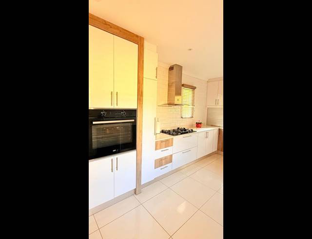 4 BEDROOM HOUSE FOR SALE IN NEW GERMANY